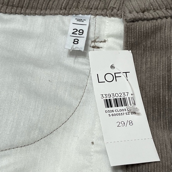 NWT Loft The Straight Crop High Rise Curvy Raw Hem Grey Corduroys - Picture 8 of 9